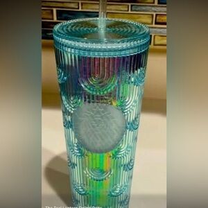 Starbucks logo cold cup 24 ounce ventu size NWT
